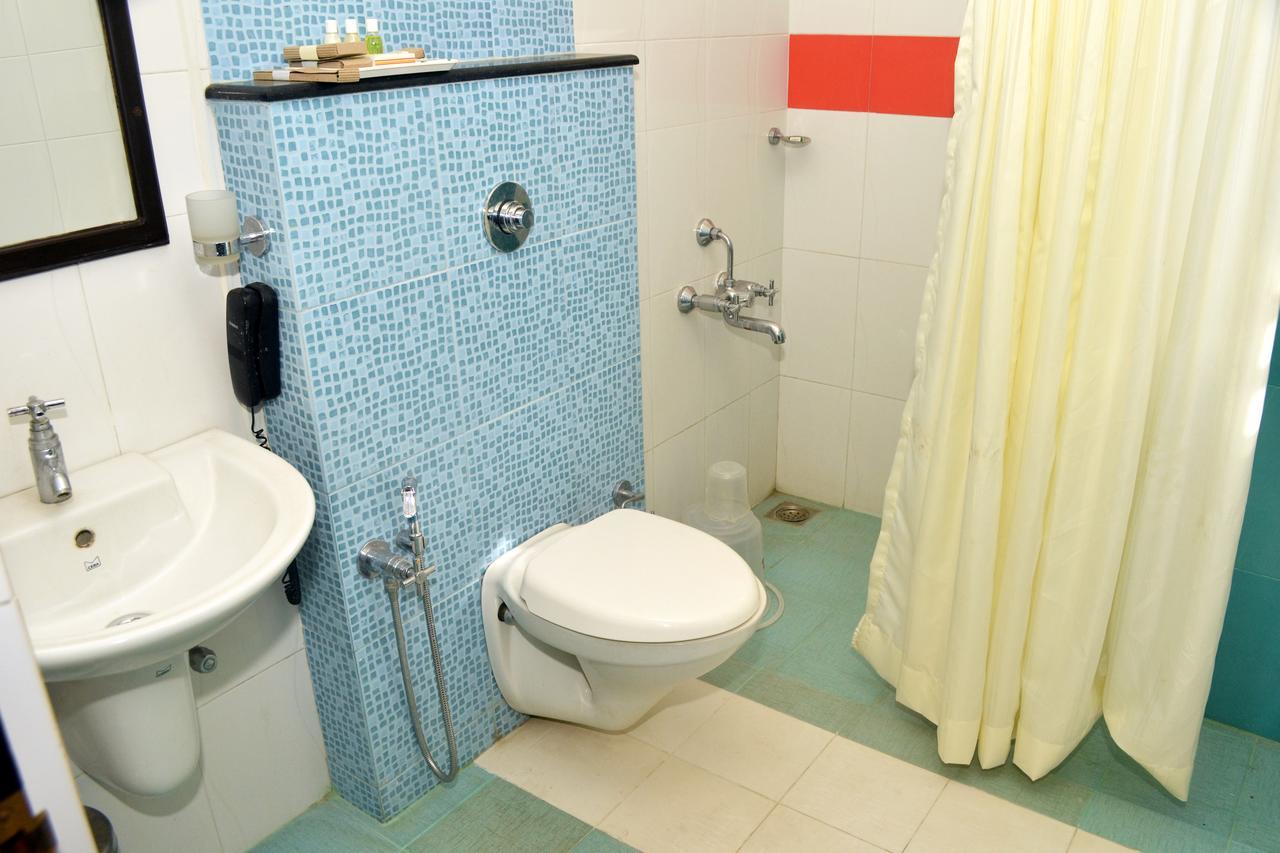Capital O 46475 Gd International Redfort Hotel Nilambūr Zewnętrze zdjęcie